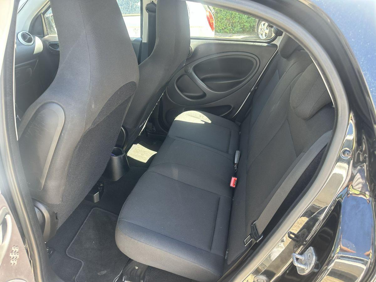 SMART Forfour 60 1.0 Black Passion