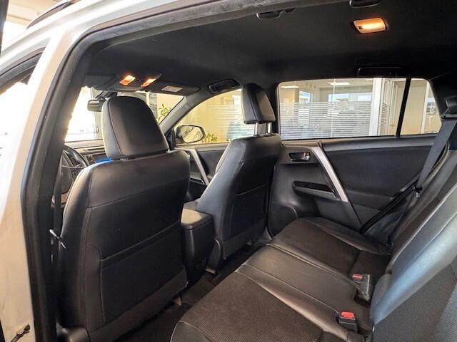 Toyota RAV4 2.0 D-4D 2WD Style 2016