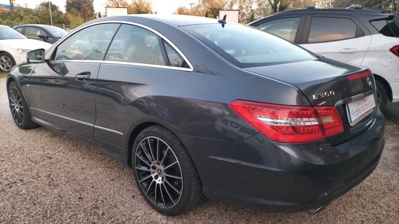 Mercedes-benz E 350 Coupé BlueEFFICIENCY Avantgarde