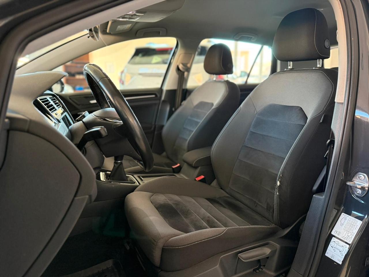 Volkswagen Golf 2.0 TDI 5p. Highline BlueMotion Technology