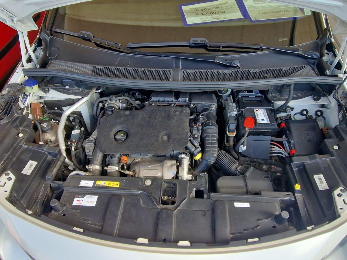 PEUGEOT 3008 1.5 DIESEL 130CV GT - LINE