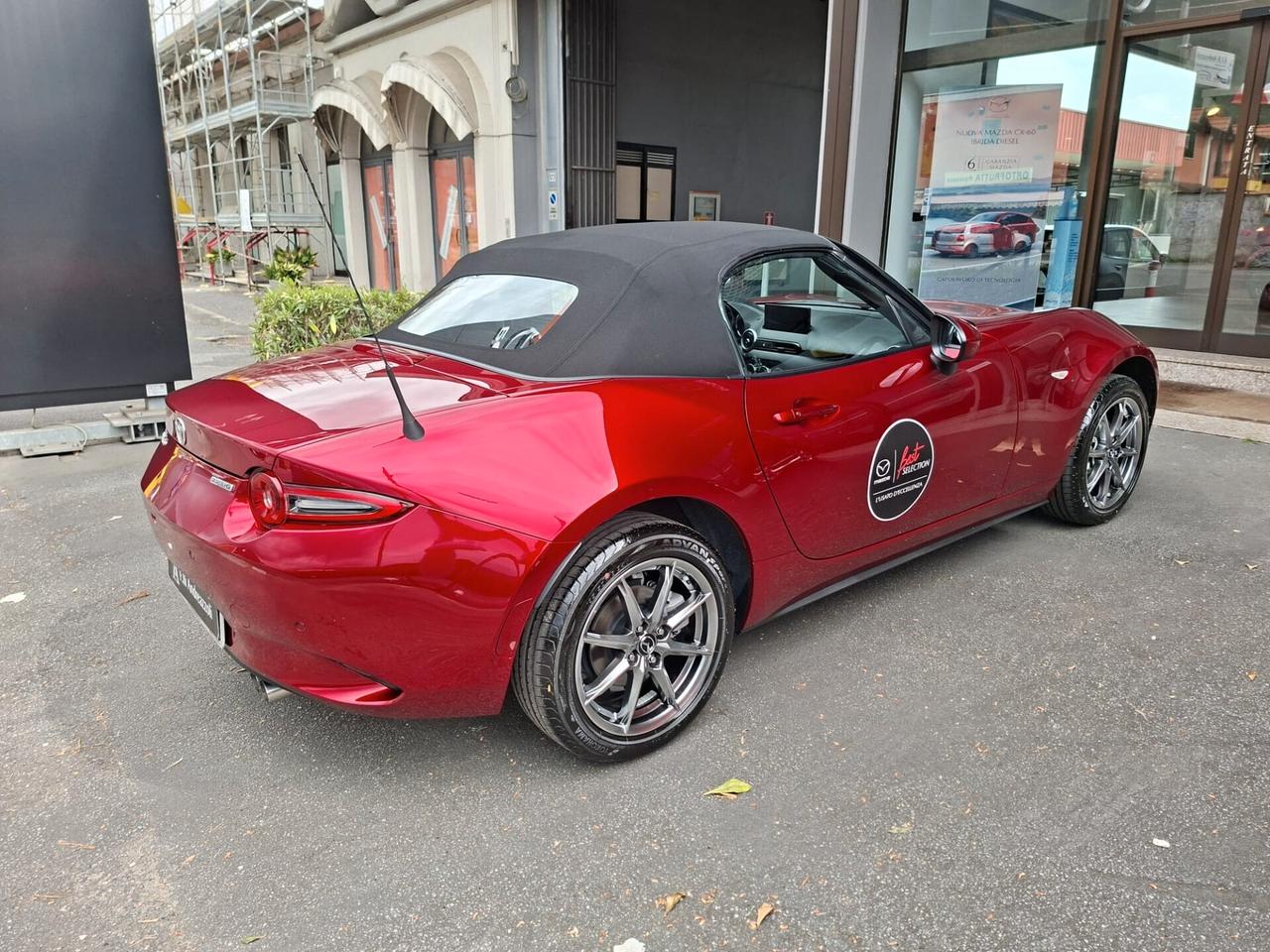 Mazda MX-5 1.5L Skyactiv-G Exclusive-Line