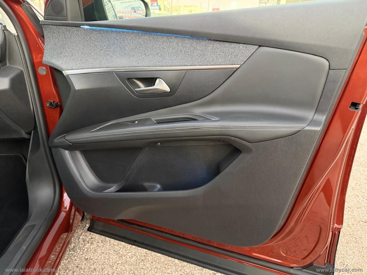 PEUGEOT 3008 BlueHDi 120 S&S GT Line