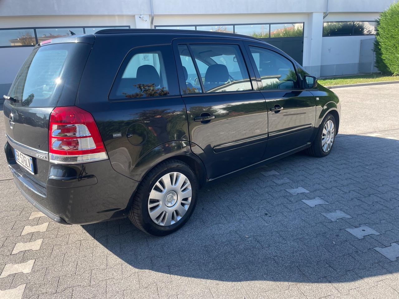 Opel Zafira 1.7 CDTI anno 2013 /7posti .euro (5)