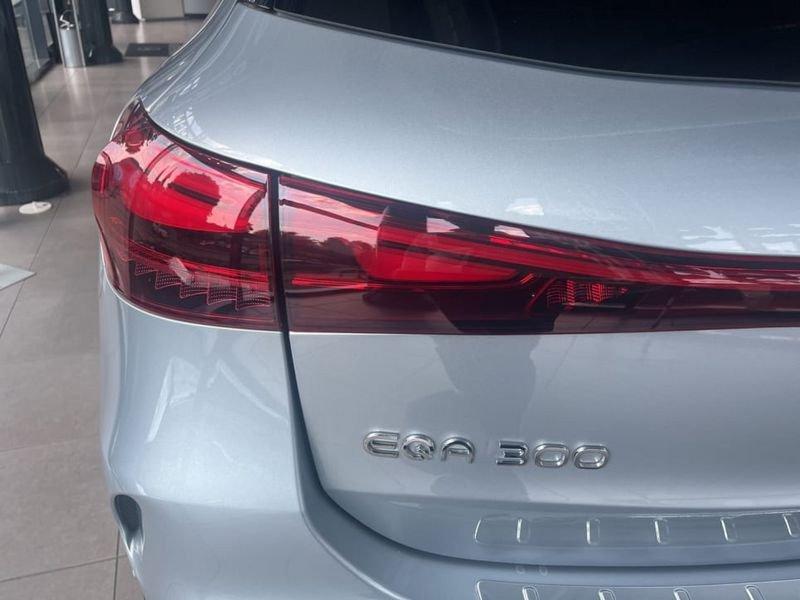 Mercedes-Benz EQA 300 4Matic AMG Line Advanced Digital Edition