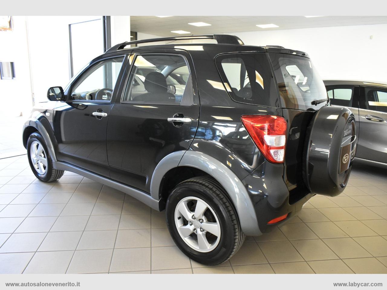 DAIHATSU Terios 1.5 4WD SX O/F