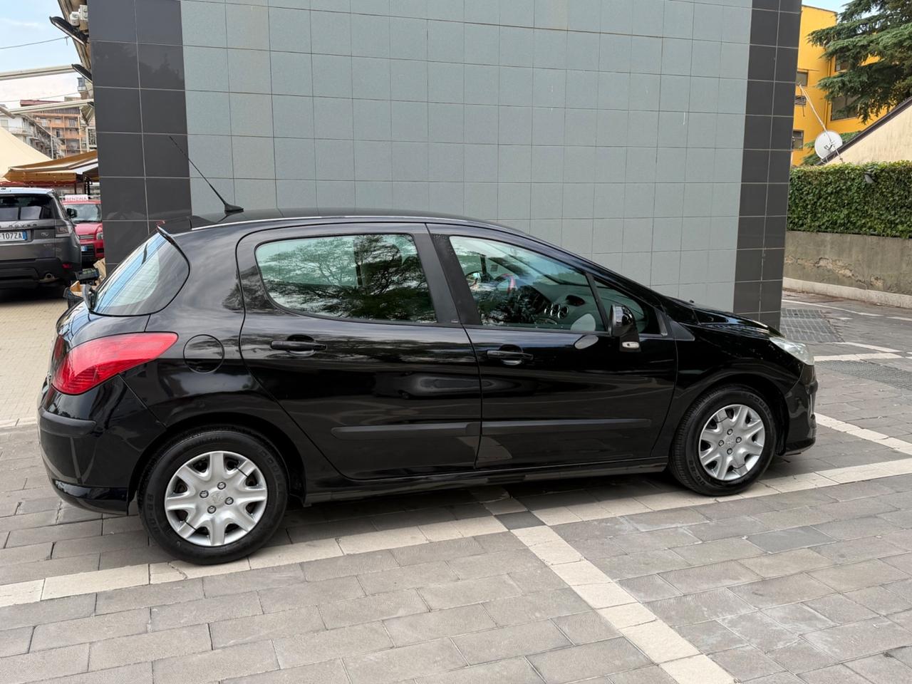 Peugeot 308 1.6 HDi 90CV 5p. Premium