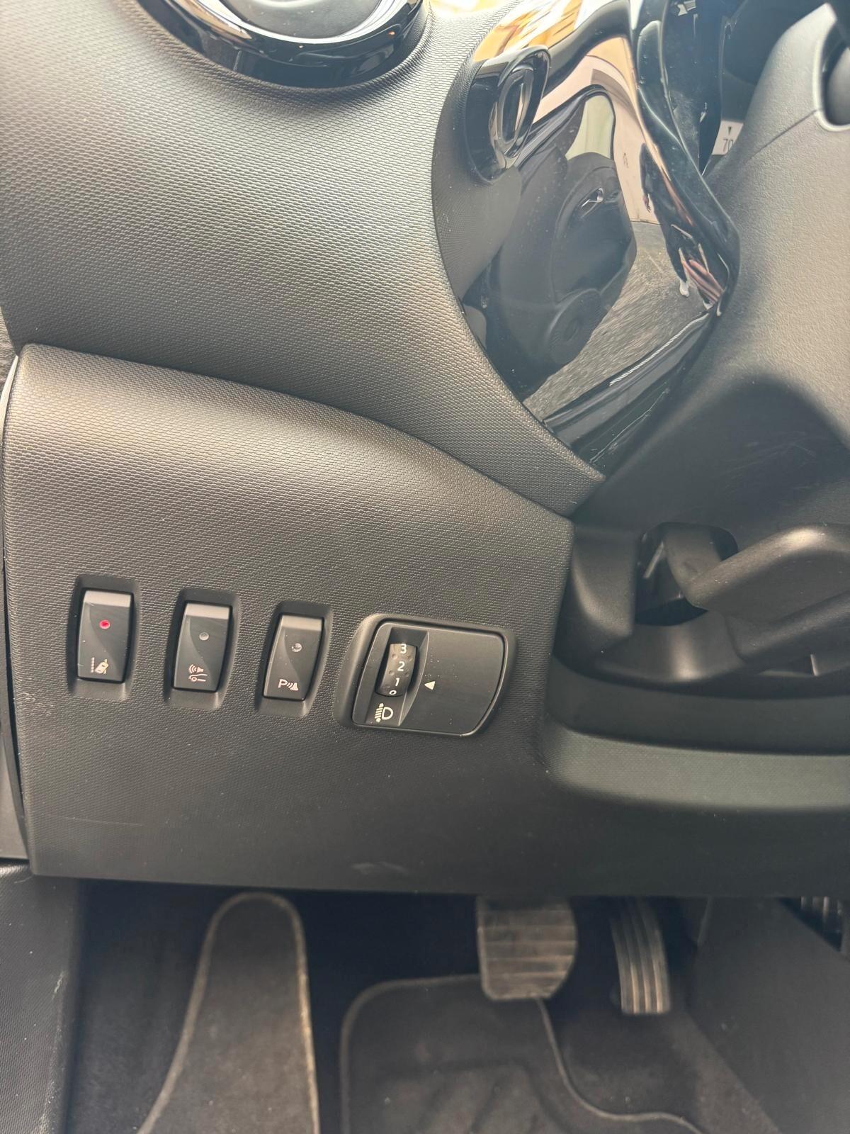 Renault Twingo Electric Urban Night