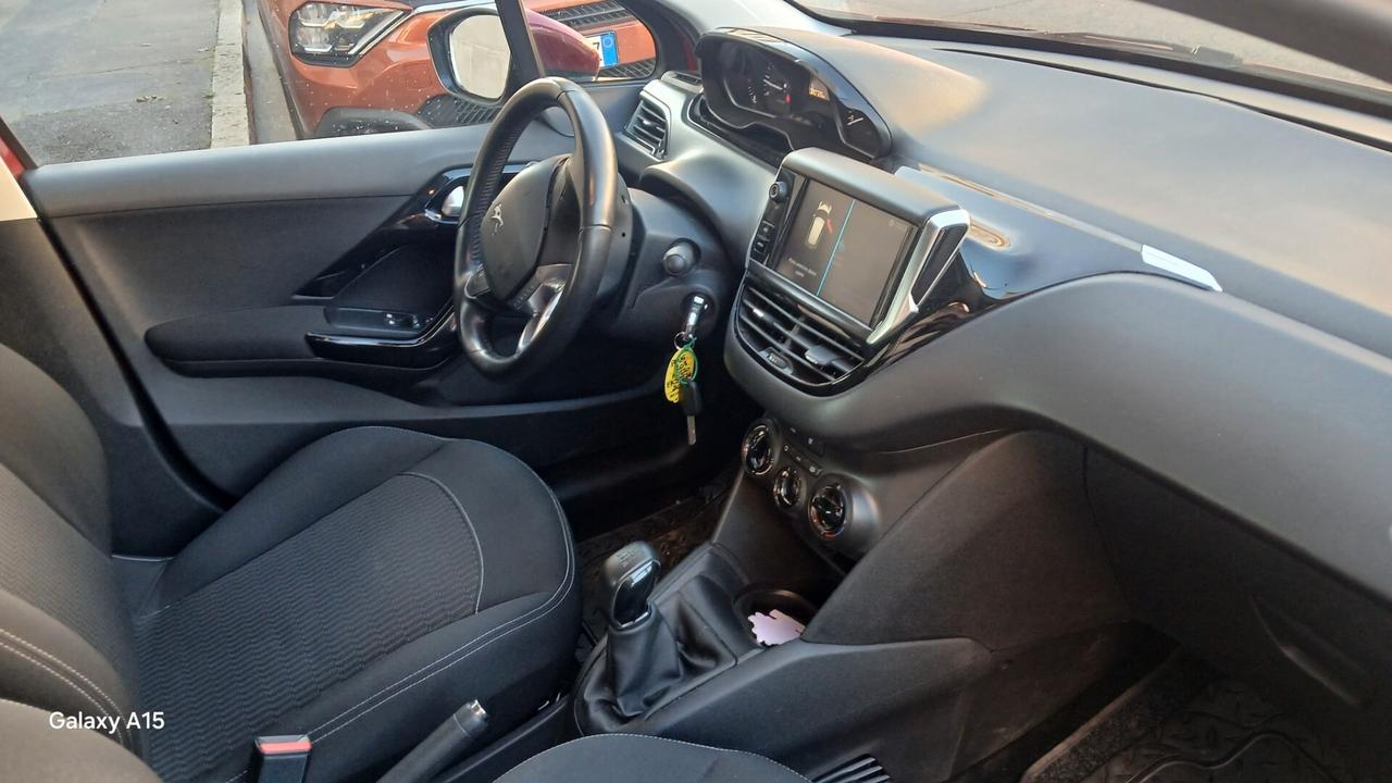 Peugeot 208 PureTech 82 5 porte Allure E6