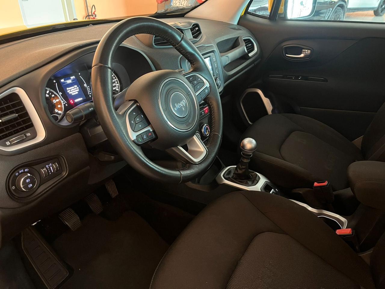 Jeep Renegade 1.6 Mjt fwd105 CV Business