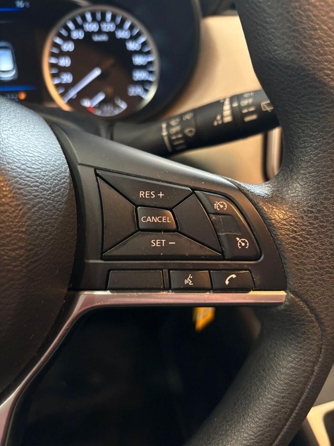 Nissan Micra 1.0 IG-T 92 5 porte Visia 92CV