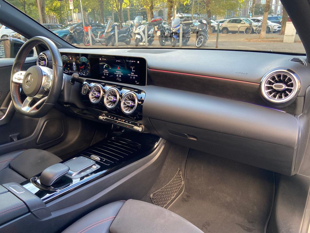 Mercedes-Benz A 250 Premium #50253
