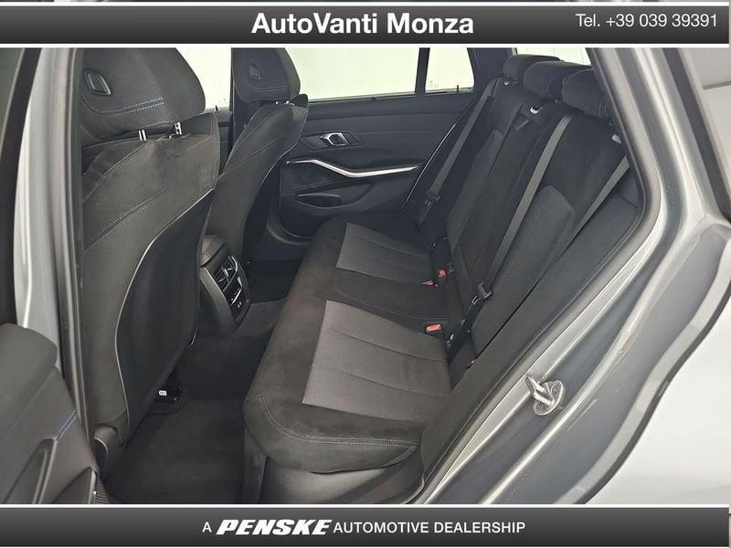 BMW Serie 3 318d Touring mhev 48V MSport auto con gancio traino