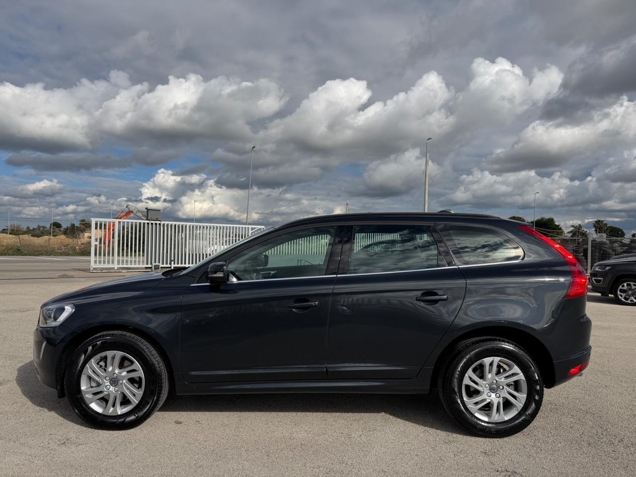 VOLVO XC 60 2.0 D3 150CV GEARTRONIC MY17 69000KMM