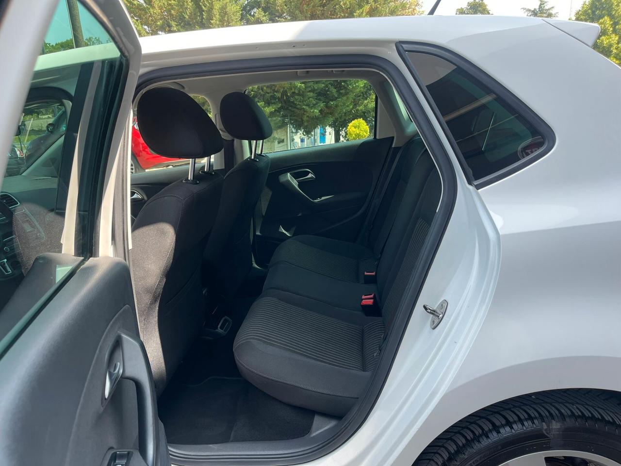 Volkswagen Polo 1.6 TDI 90CV DPF 5 porte Highline NEO PATENTATI