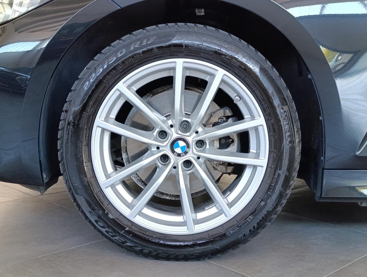 BMW 320 d Touring mhev 48V xdrive auto