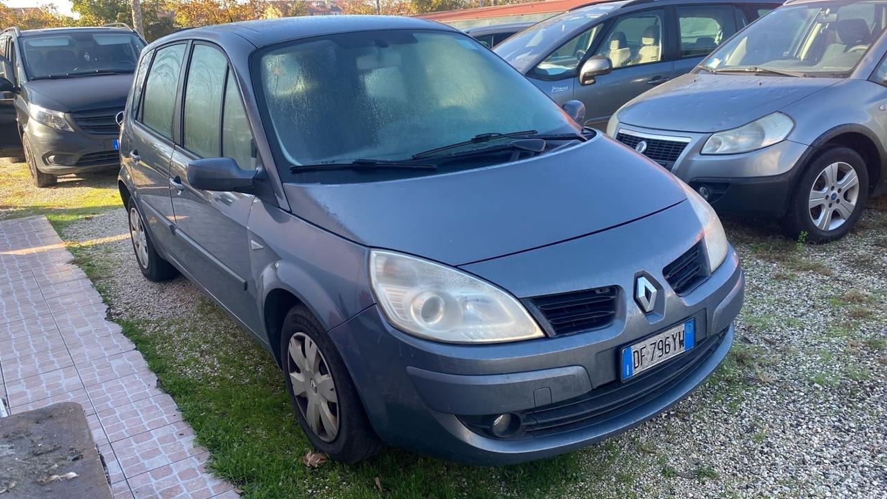 Renault Scenic Scénic 1.6 16V GPL