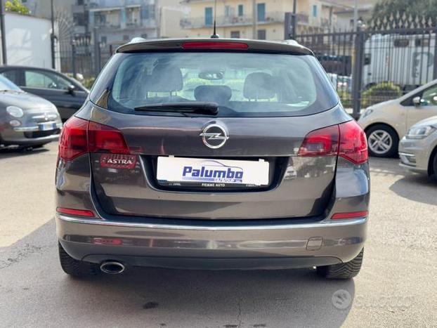 OPEL Astra 1.4 Turbo 140CV Sports Tourer GPL Tec