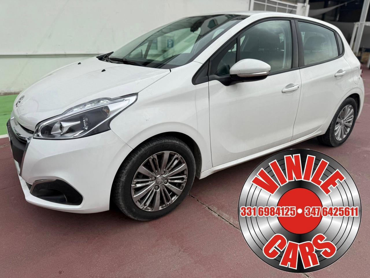 Peugeot 208 PureTech 82 5 porte FINANZIABILE