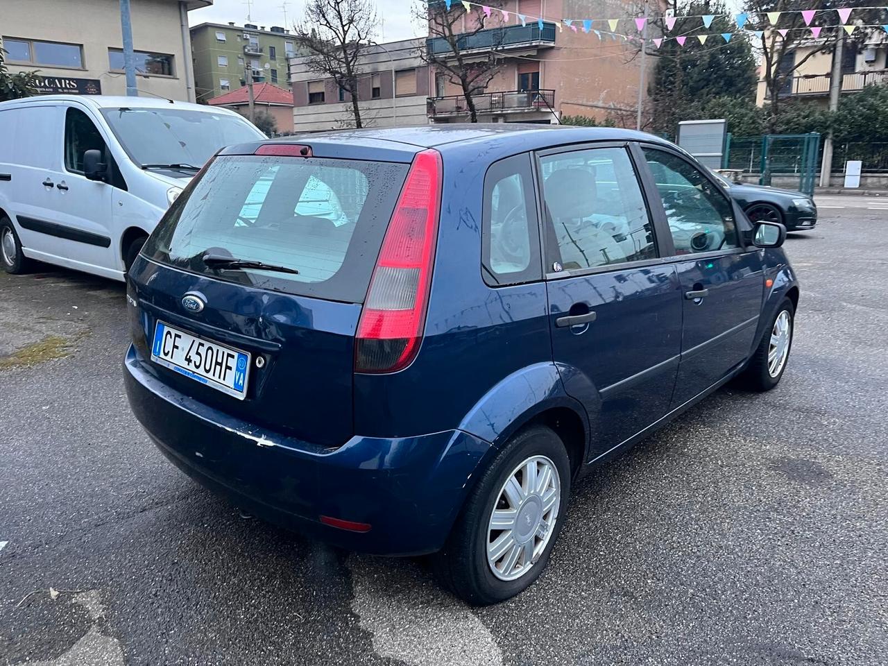 Ford Fiesta 1.4 16V 5p. Ghia - 2003