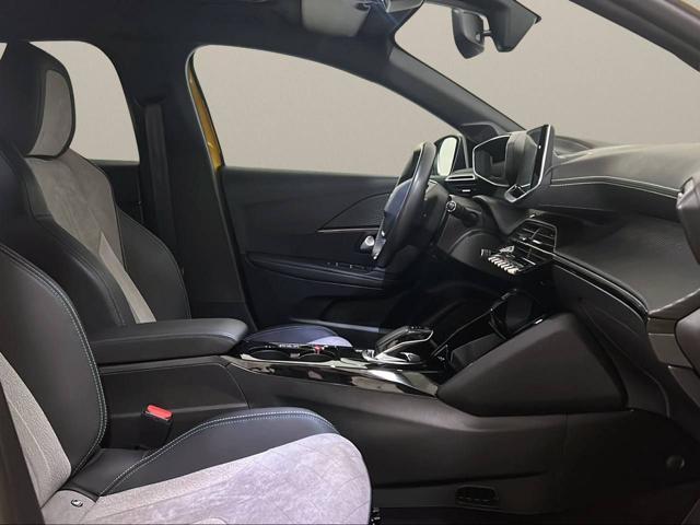 PEUGEOT 208 motore elettrico 136 CV 5 porte GT Pack