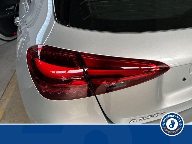 Mercedes-Benz Classe A A 250 e Plug-in hybrid Automatic Advanced Plus Progressive