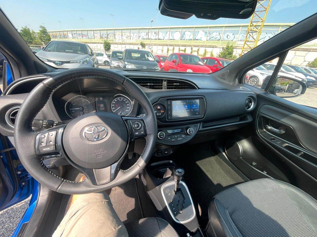 Toyota Yaris 1.5 Hybrid Style TETTO PANORAMICO GARANZIA