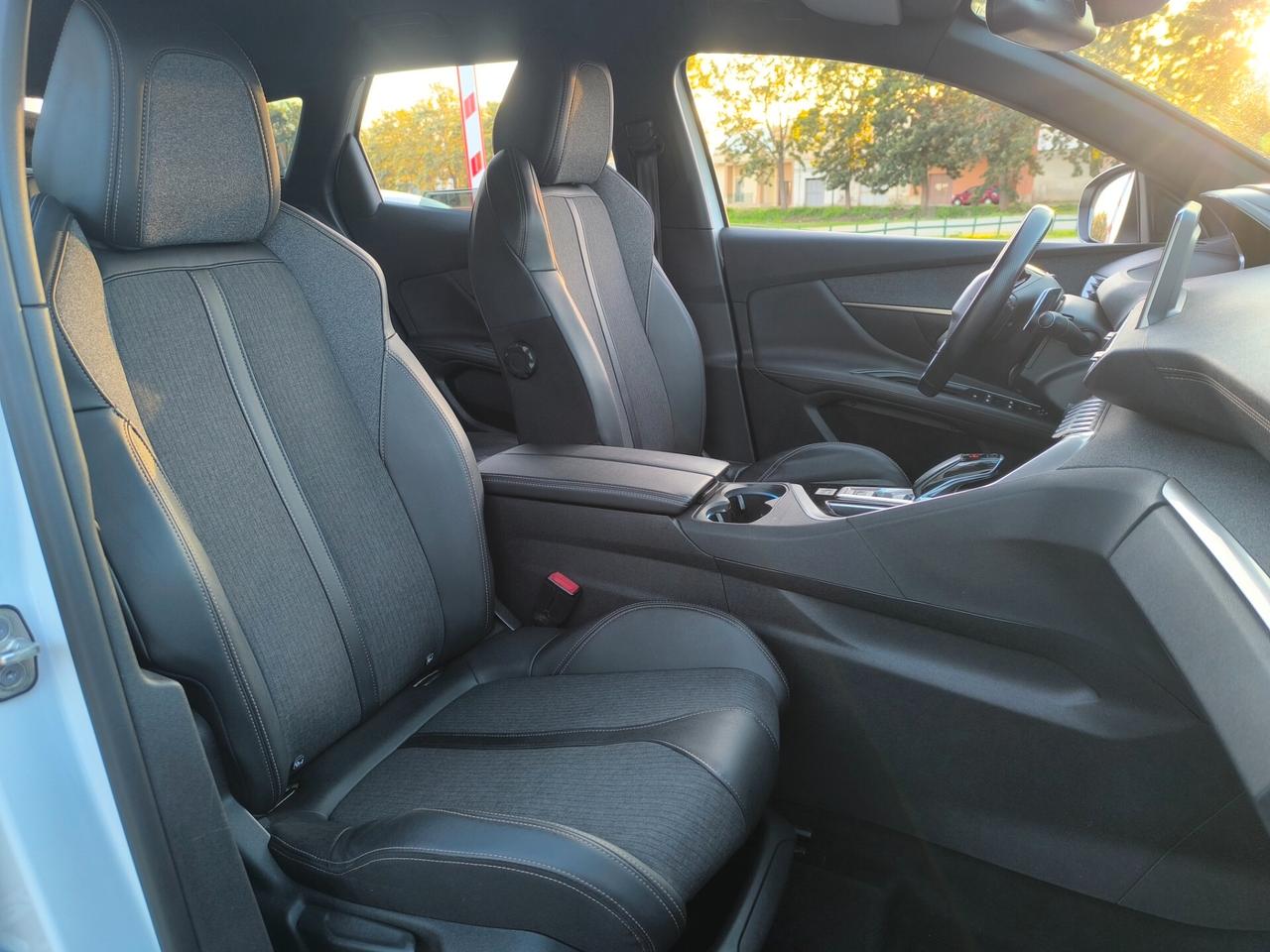 PEUGEOT 3008 GTLINE 1.5 HDI 130cv AUTOMATICO KM 107.000