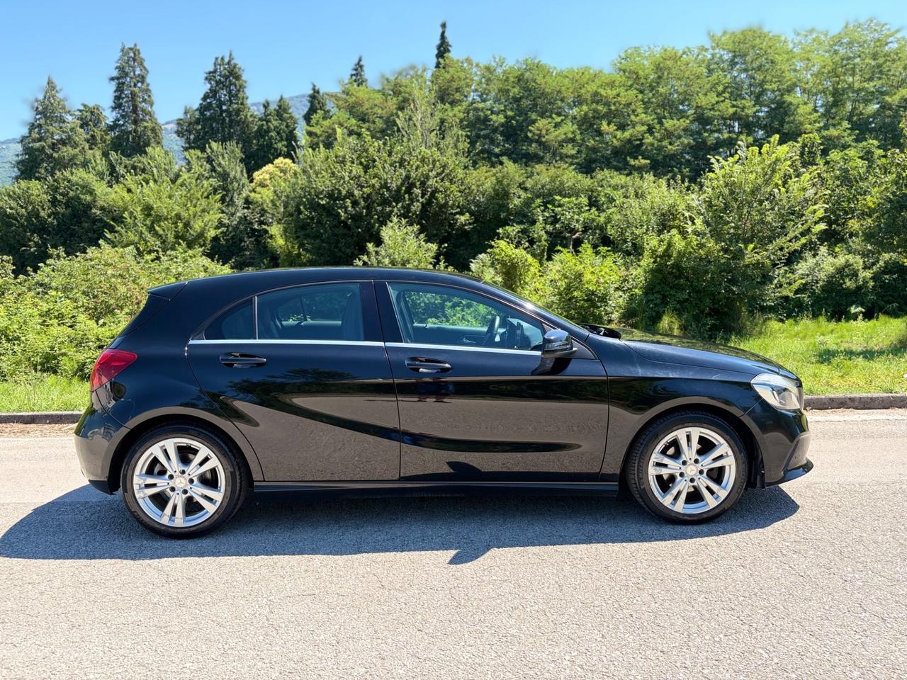Mercedes-benz A 180 d Premium