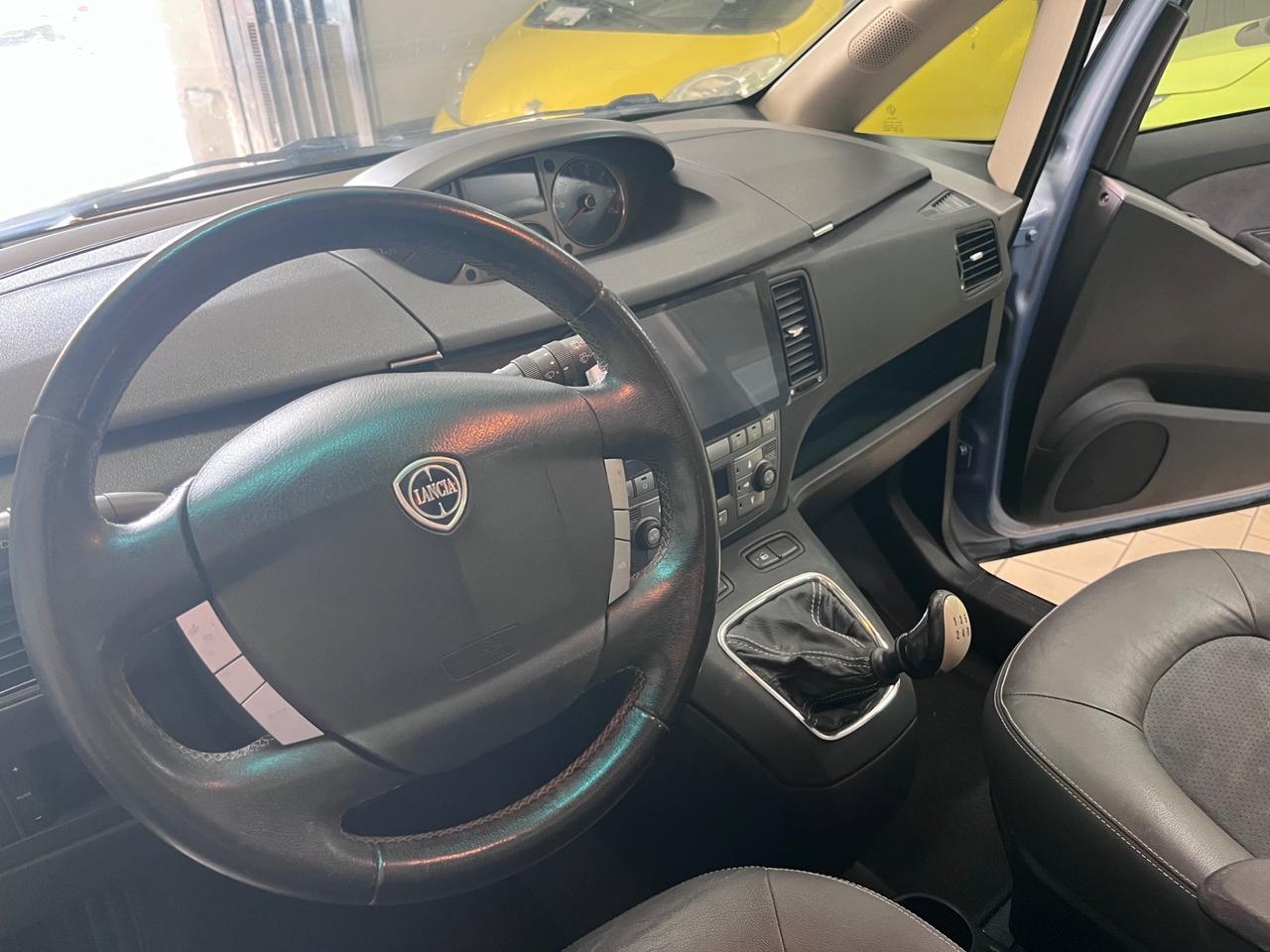 Lancia MUSA gpl platino 82000 km 2010