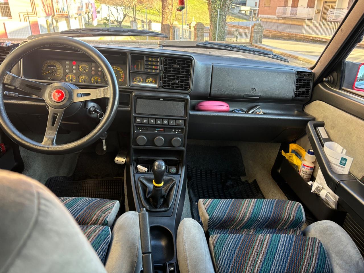 Lancia Delta 2.0i.e. turbo HF integrale