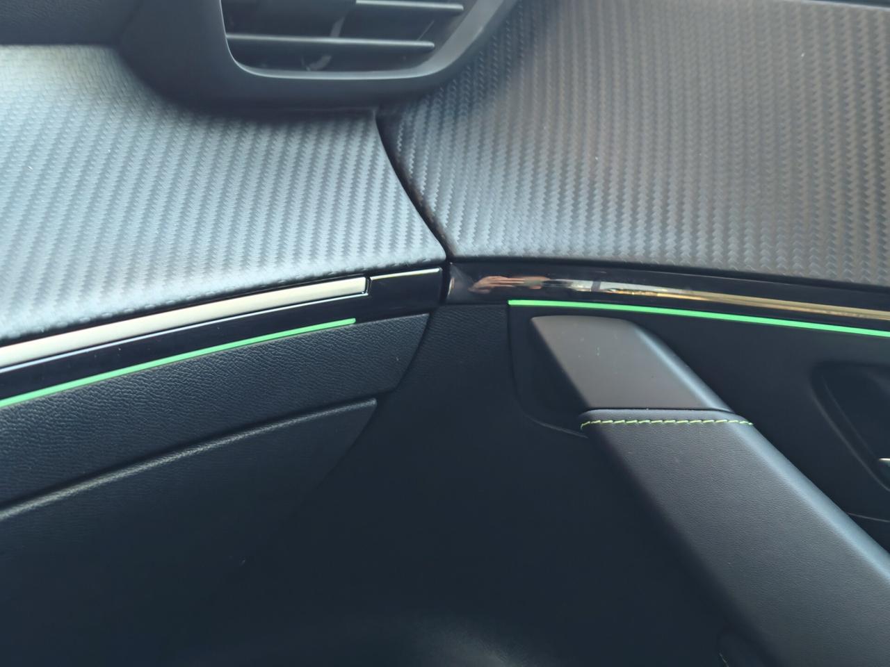Peugeot 208 Hybrid 145 e-DCS6 GT PREZZO VERO