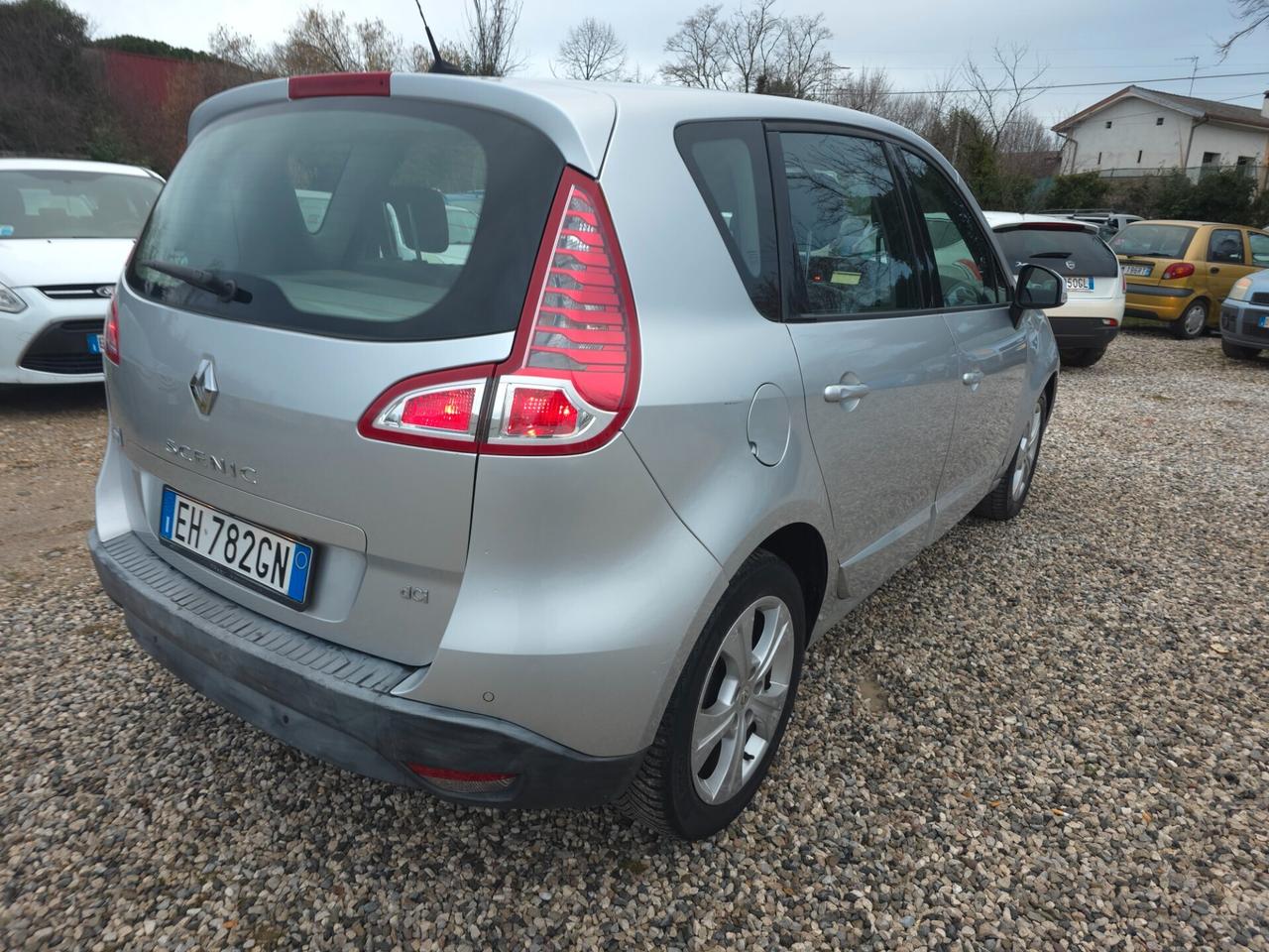 Renault Scenic Scénic X-Mod 1.5 dCi 110CV Luxe