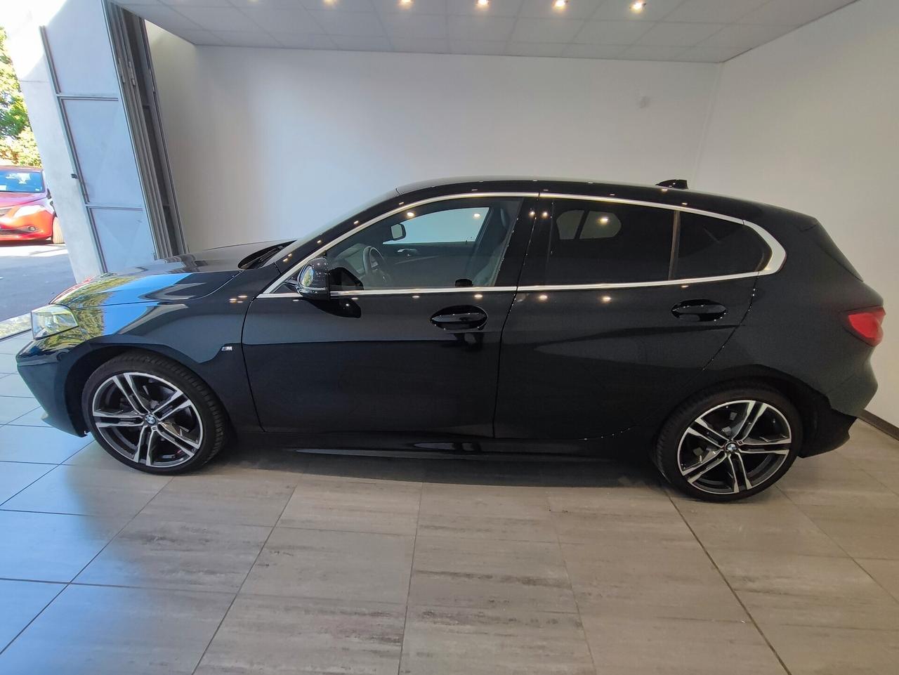Bmw 118 118d 5p. Msport