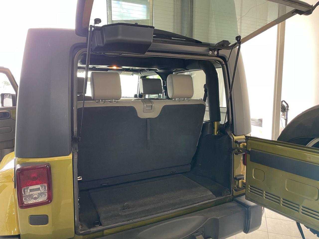 Jeep Wrangler 2.8 CRD PASSO CORTO - HARD TOP