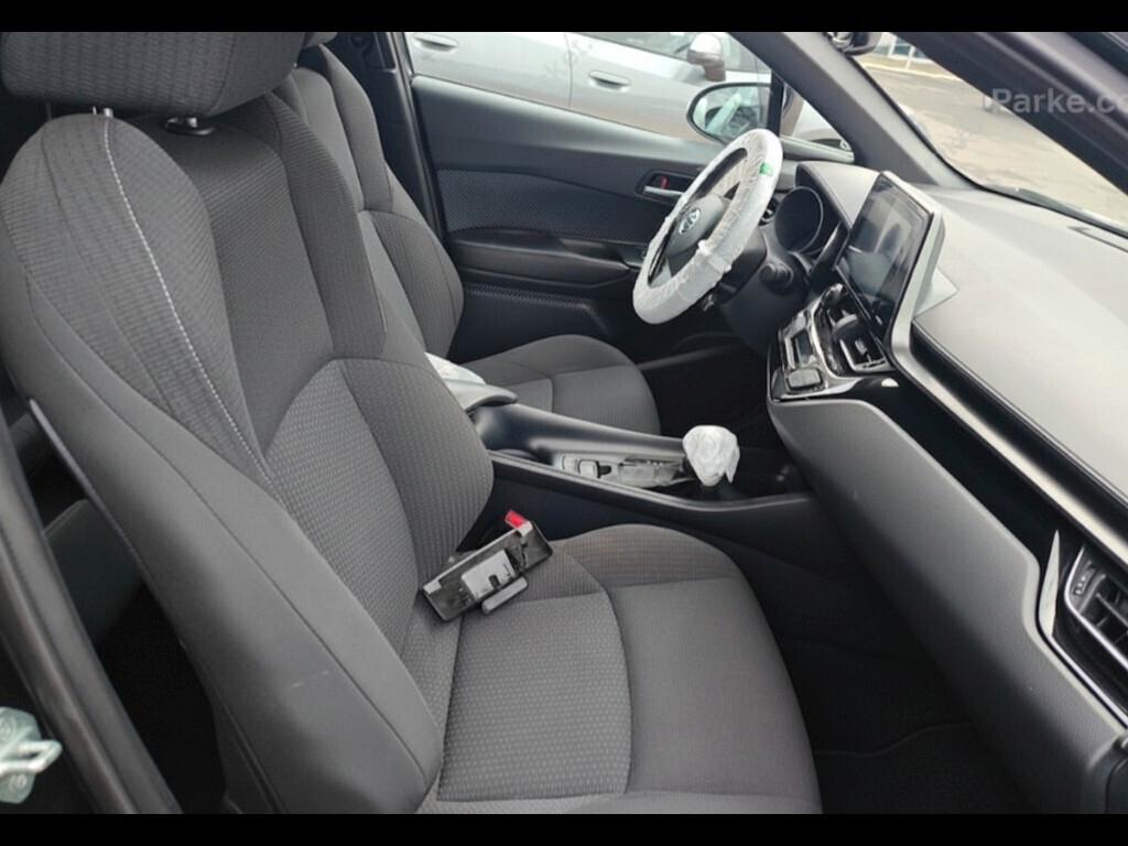 Toyota C-HR 1.8 Hybrid E-CVT Business