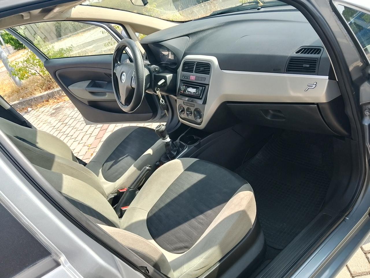 Fiat Grande Punto 1.4 5 porte Dynamic unica proprietaria
