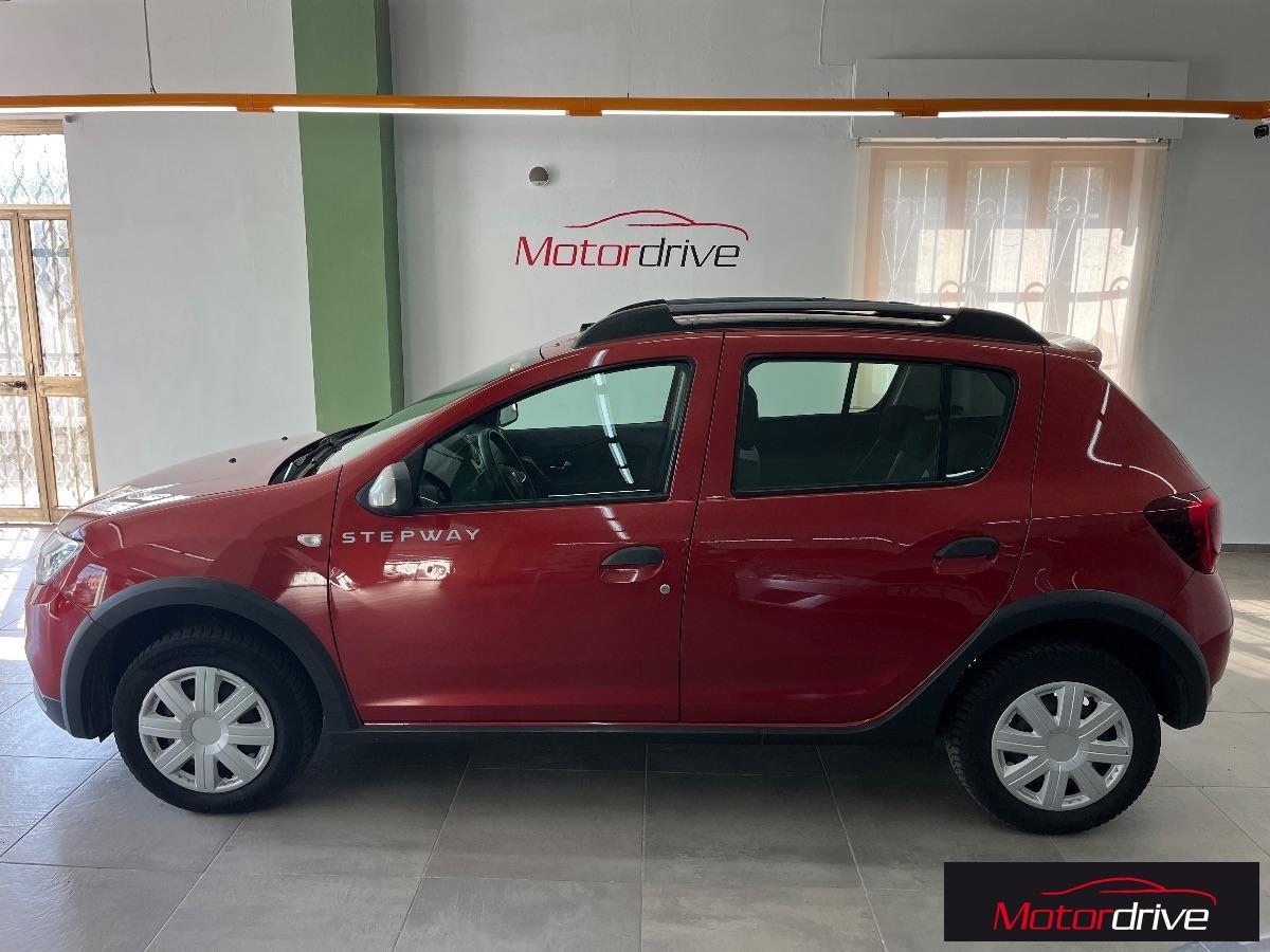 DACIA - Sandero - 0.9 TCe T-GPL 90 CV S&S Lauréate