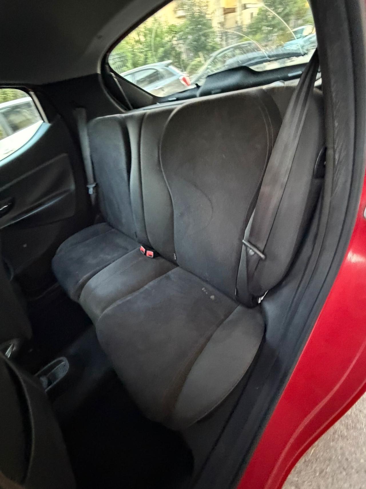 Lancia Ypsilon 1.2 69 CV 5 porte S&S Platinum
