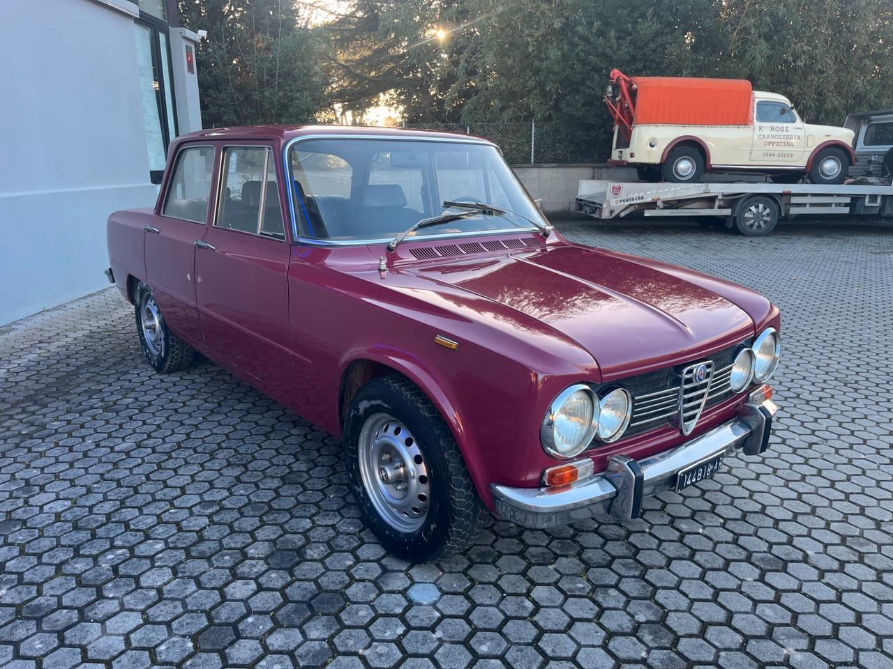 Alfa Romeo Giulia Super 1300