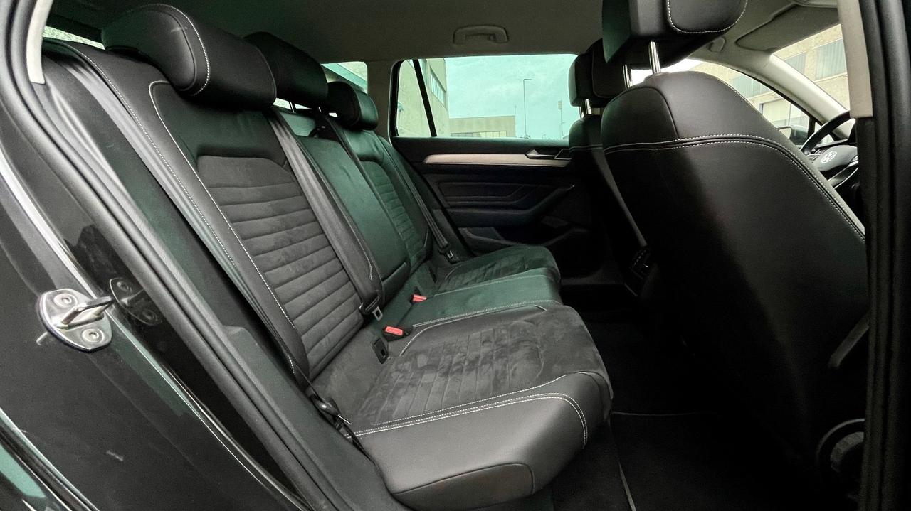 VOLKSWAGEN PASSAT 2.0 EXECUTIVE 4 MOTION TDI SCR 200CV - FULL LED, VIRTUAL COCKPIT, PELLE