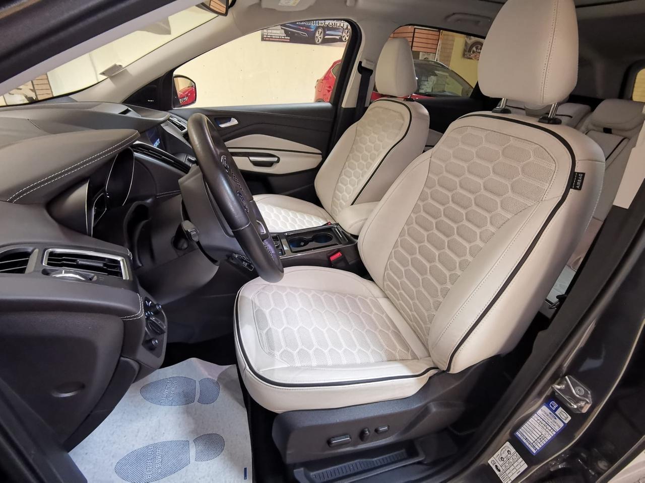 Ford Kuga 2.0 TDCI 180 CV S&S 4WD Powershift Vignale