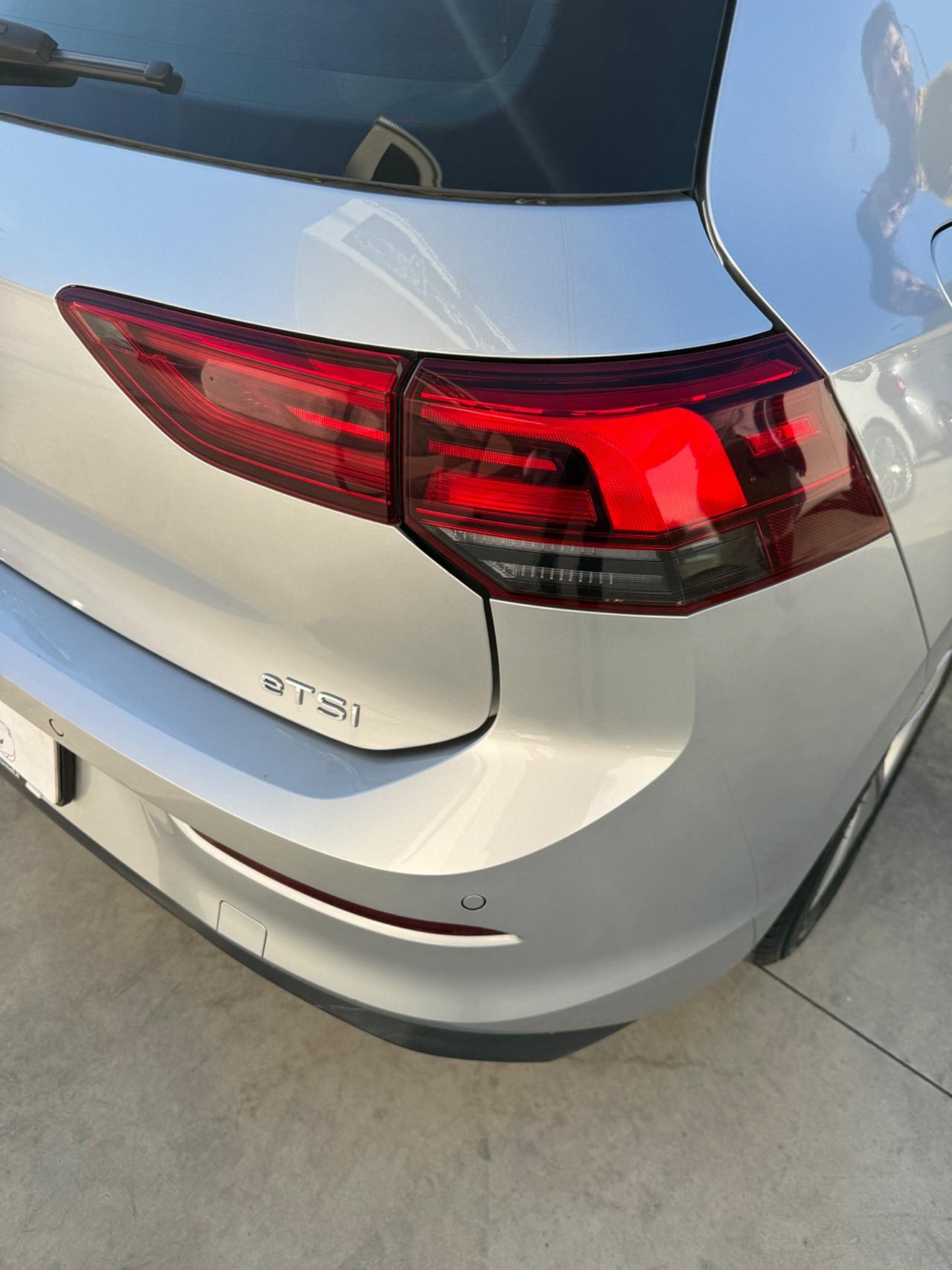 Volkswagen Golf 1.0 eTSI EVO DSG Life