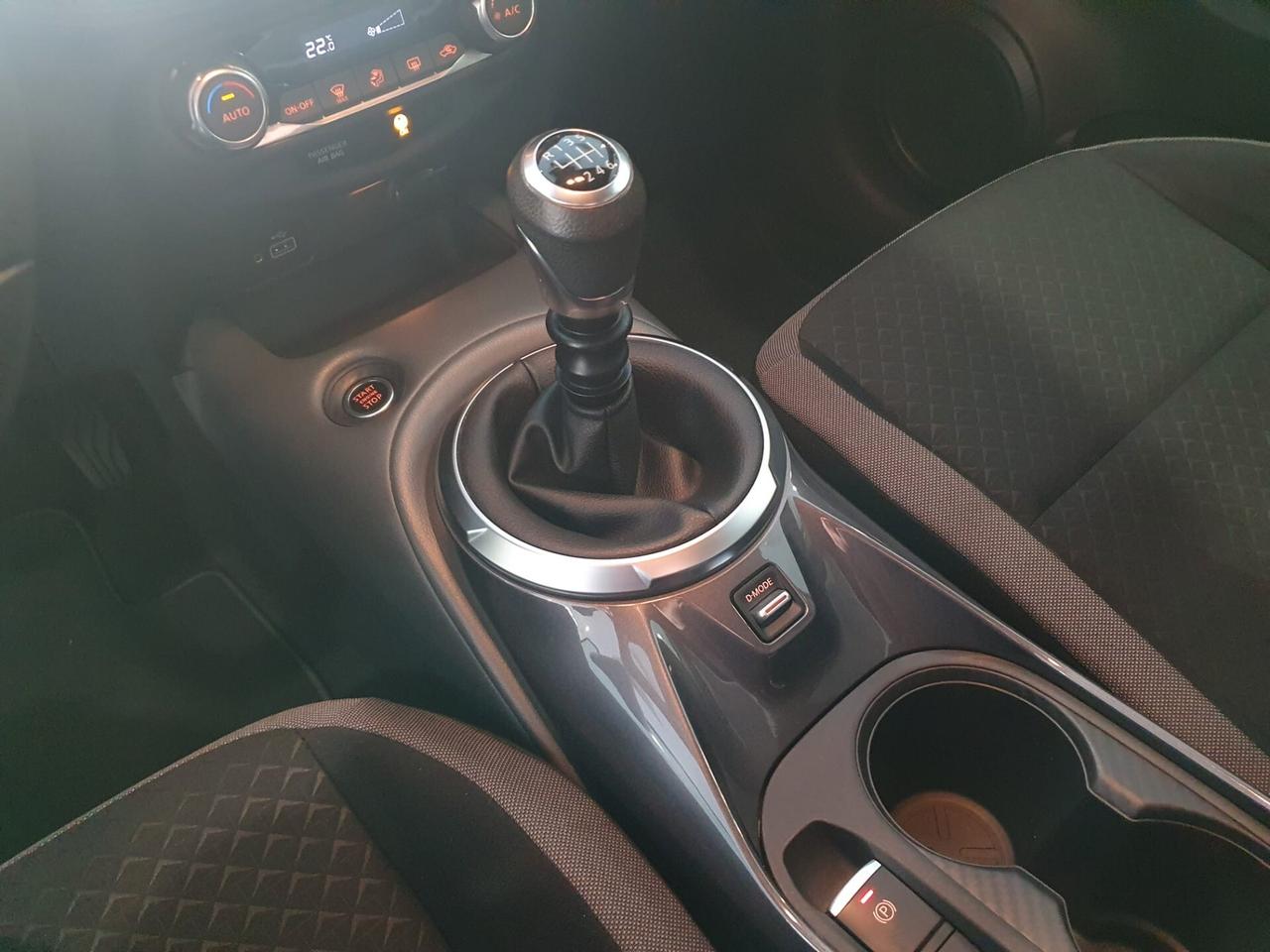 Nissan Juke 1.0 DIG-T 114 CV N-Connecta