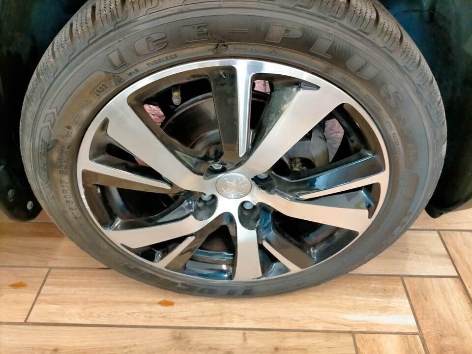 PEUGEOT 2008 1.2 PureTech 110 SeS GT LINE