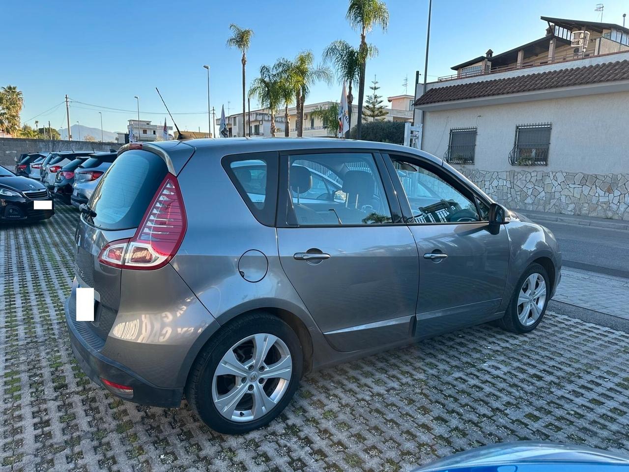 Renault Scenic Scénic X-Mod 1.6 GPL Dynamique-11/2009