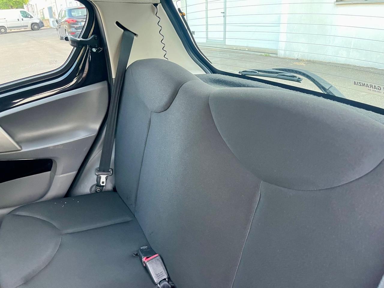 Toyota Aygo 1.0benz 2011 122.000km perfetta per neopatentati