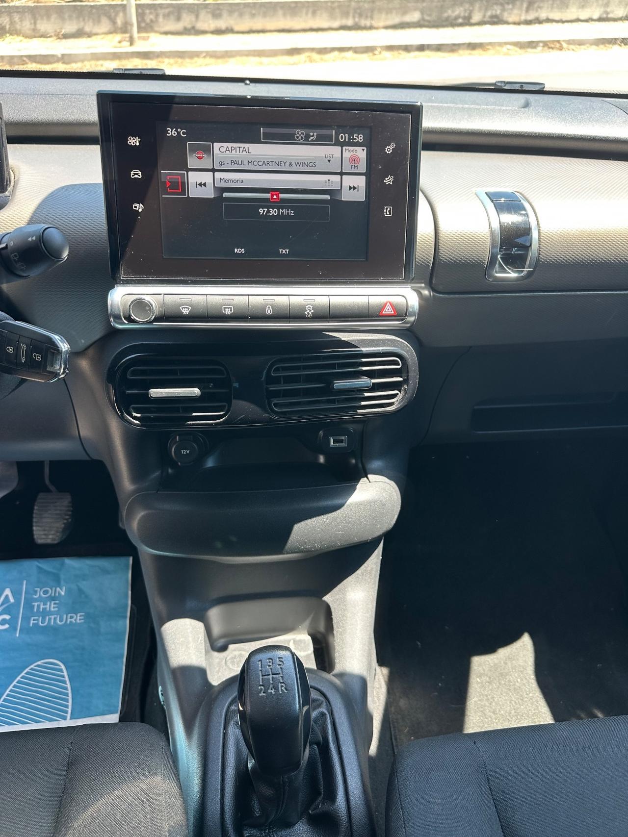 Citroen C4 Cactus 1.6 hdi 100 Shine