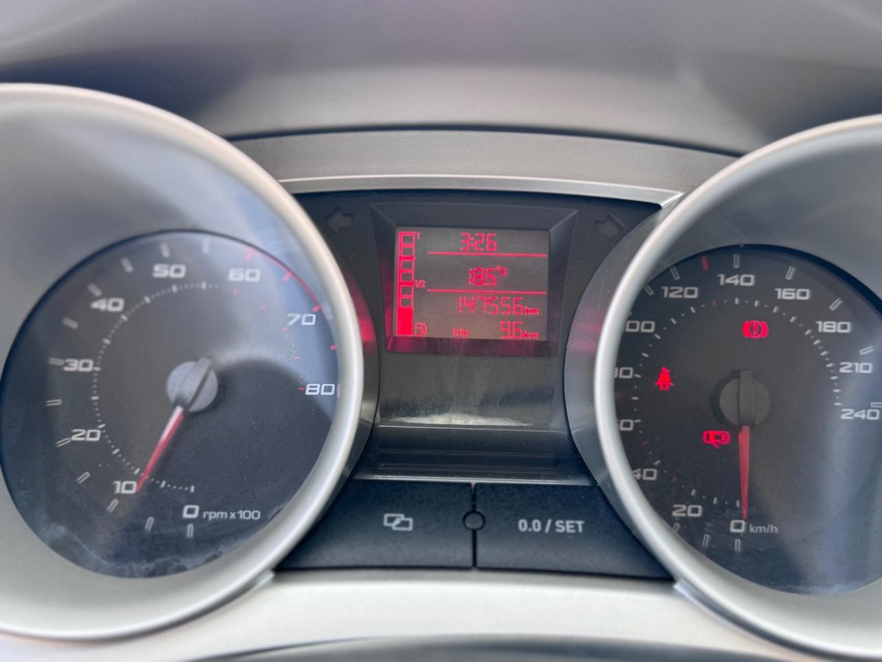 Seat Ibiza 5p 1.4 Benzina 85cv Neopatentati 2010