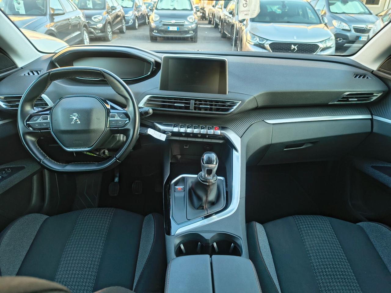 PEUGEOT 3008 SOLO 94.000 KM 1.5 DIESEL ANNO 2019